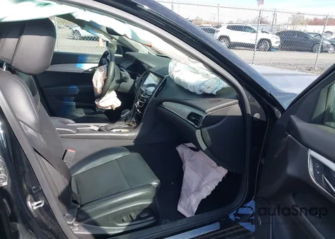 2013 Cadillac Ats Luxury z USA, uszkodzony, nr VIN 1G6AH5SX8D0133134